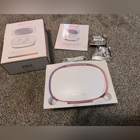 UltradermMD 3 in 1 system, microdermabrasion, pore extraction, kinetic toning - Picture 2 of 3